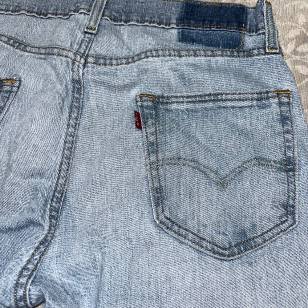 Levis 505 Regular Fit Straight‎ Leg Light Wash Blue Denim Mens 33x30 (E34)